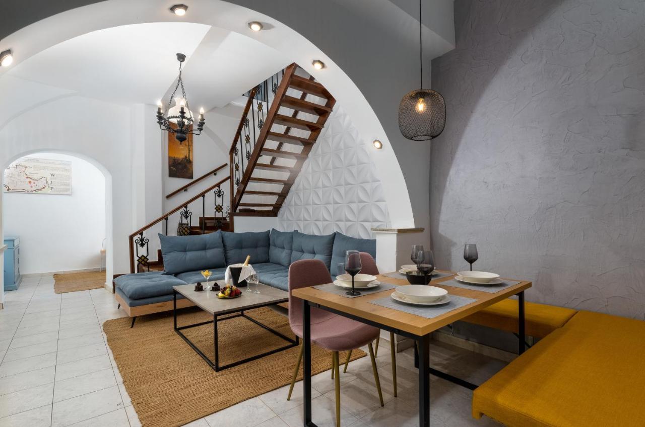 A Unique 3-4 Bedrooms House In Old Town Rhodes City Exterior photo